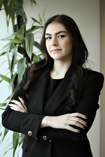 Mariana Zérvas Flores